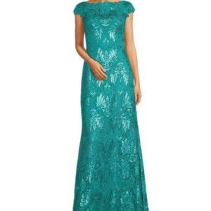 NWT Tadashi Shoji Formal Gown in size 6